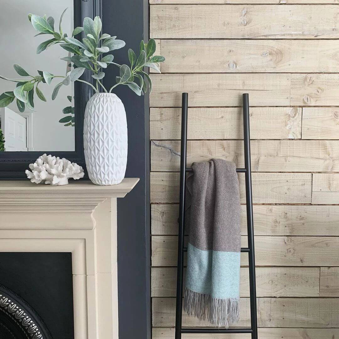 fallback alt text two