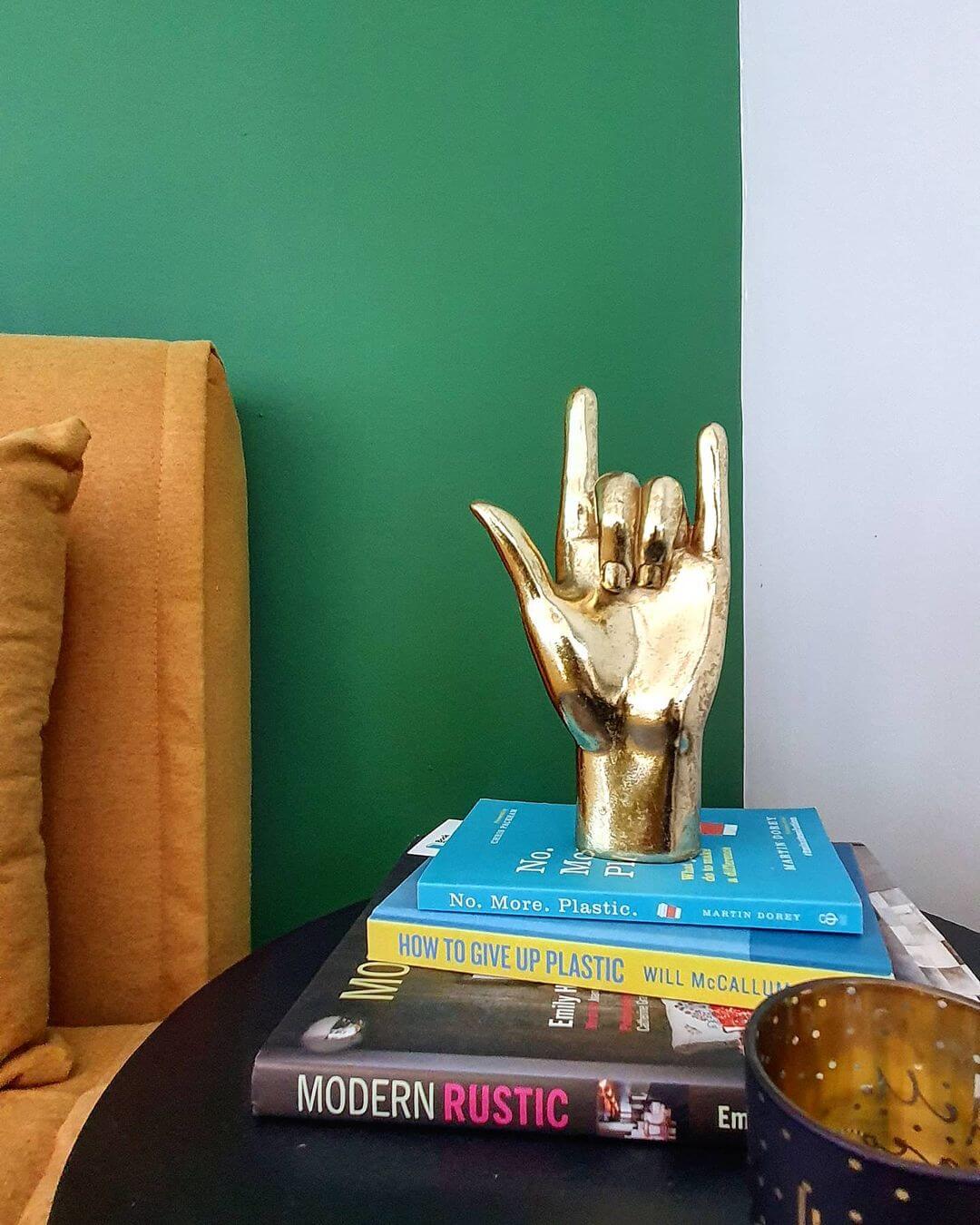 fallback alt text two