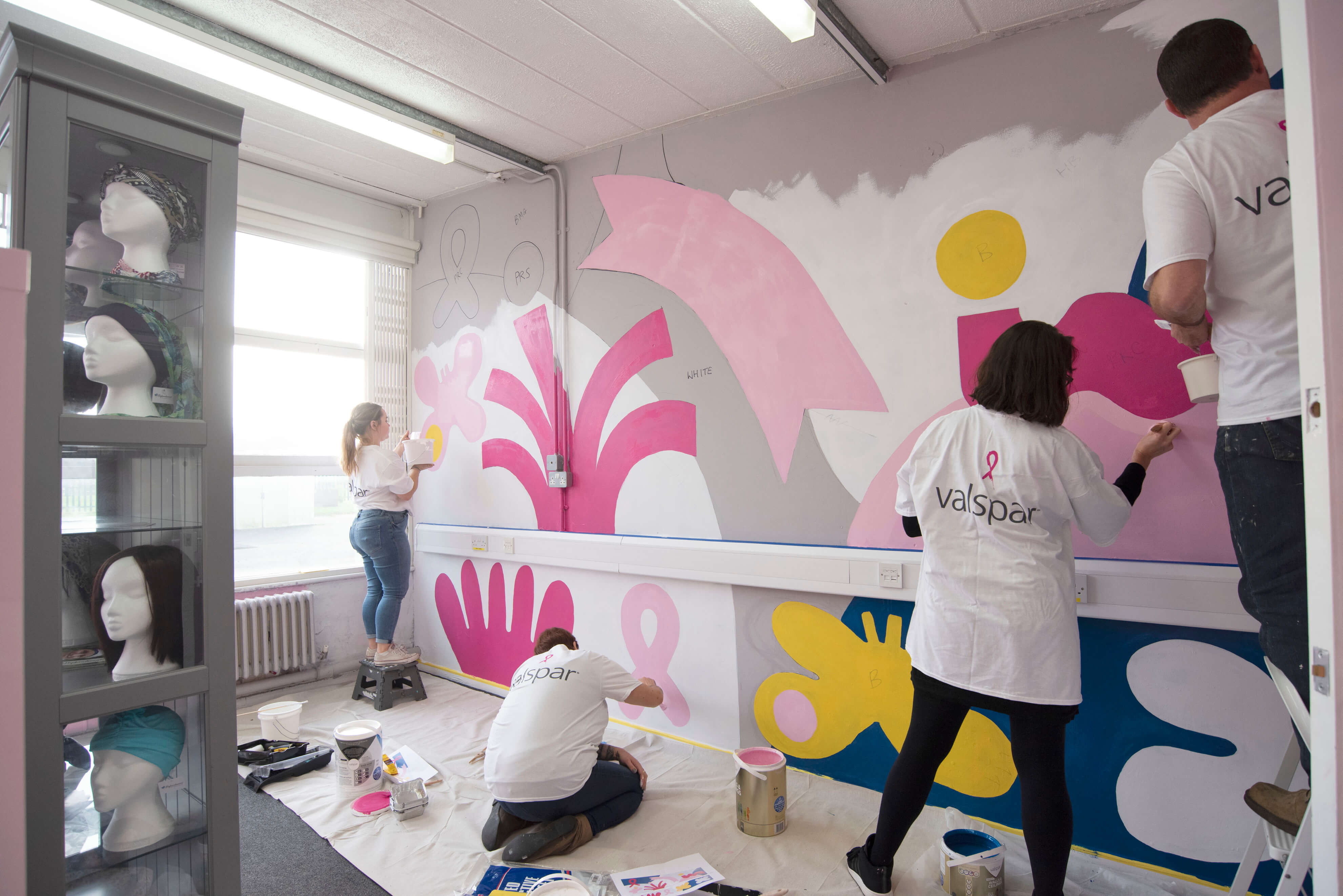 Birmingham Cancer Support Centre Given a Colourful Makeover
