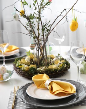Dress the dining table