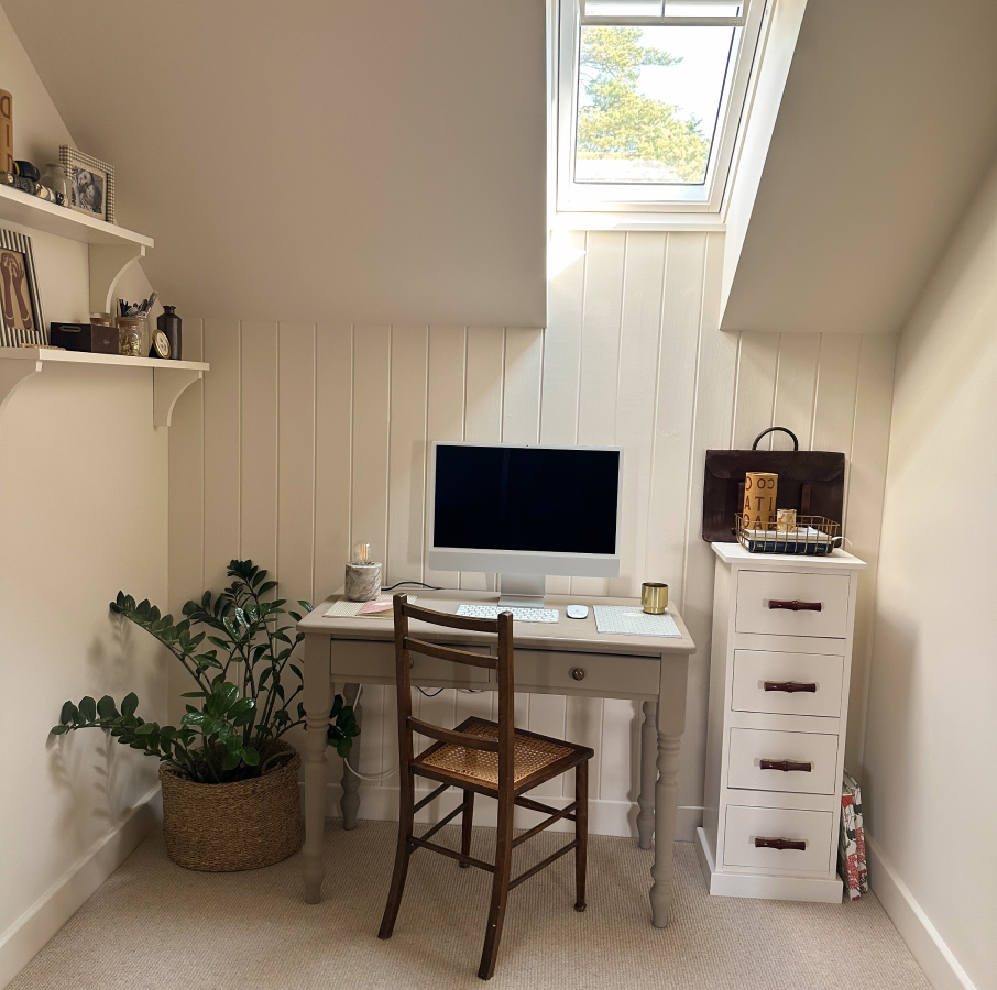 Sophie Gould @bramleyandbear