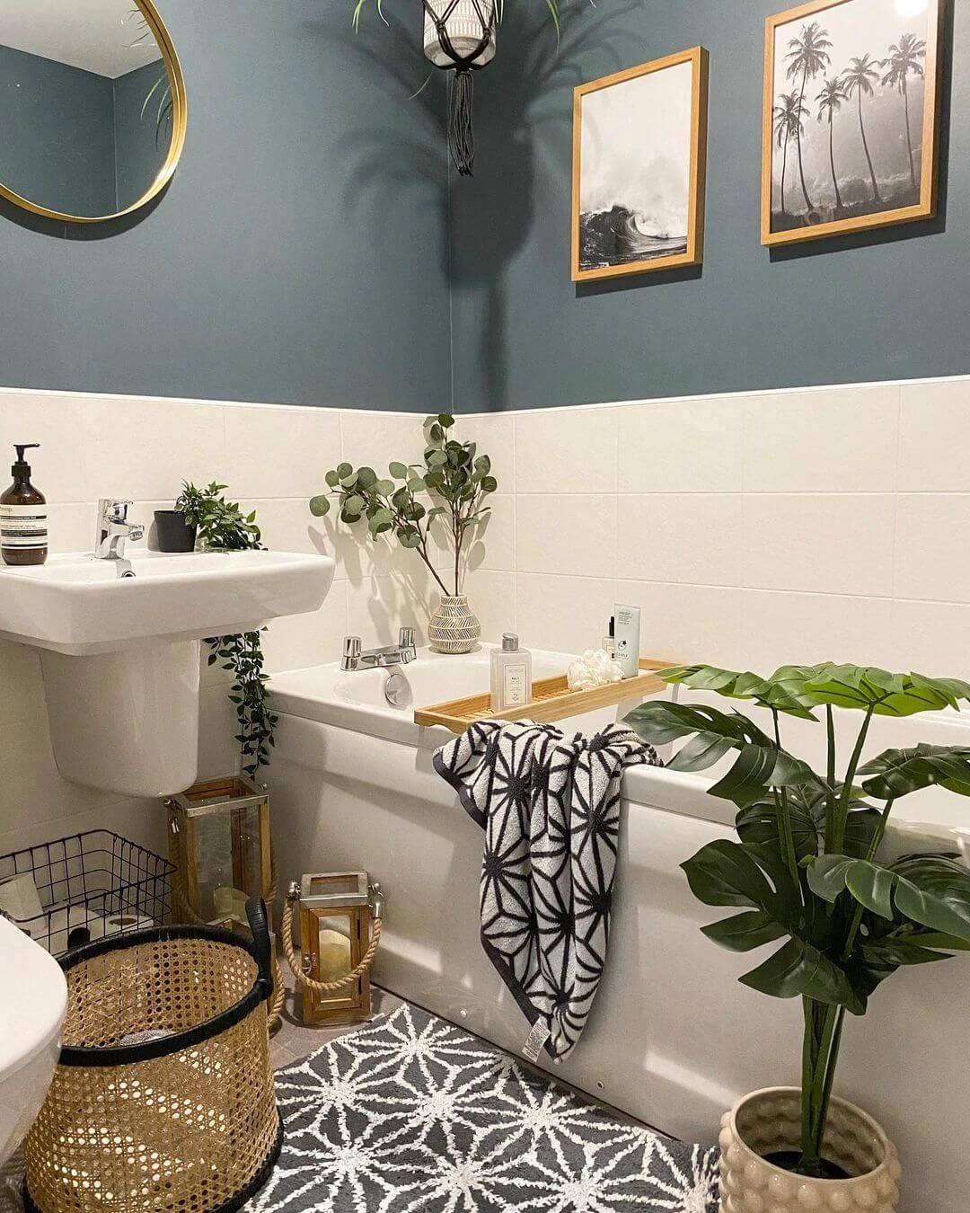 Teal bathroom paint ideas