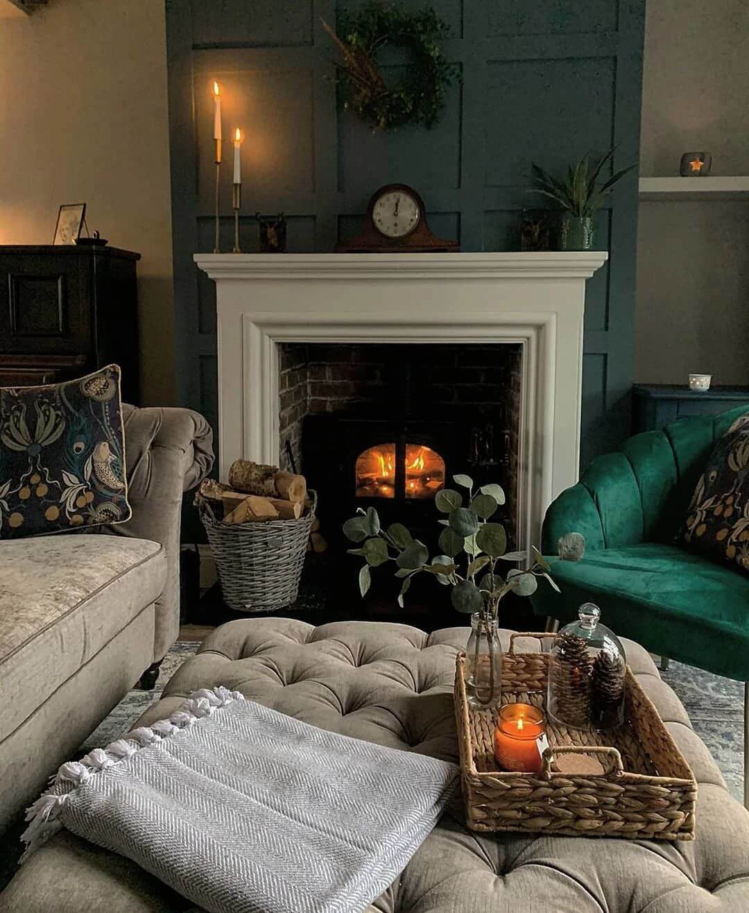 40 Green Living Room Inspirations That'll Make You Want To Redecorate ASAP!  » Decor Ranch