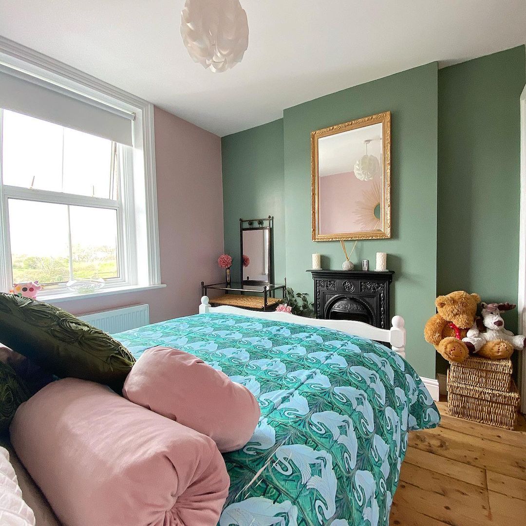 Green and pink bedrooms